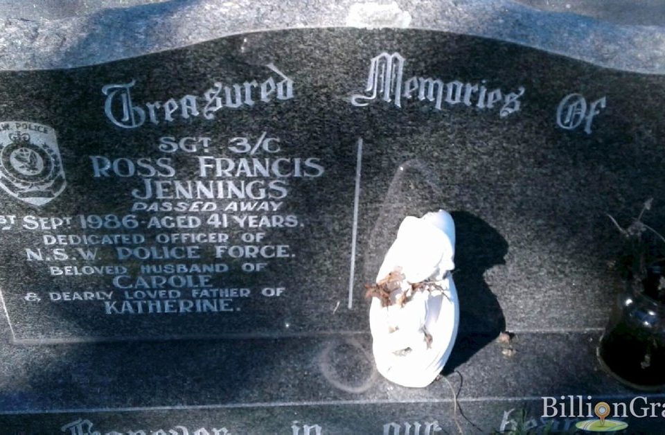 Ross Francis JENNINGS, Ross JENNINGS