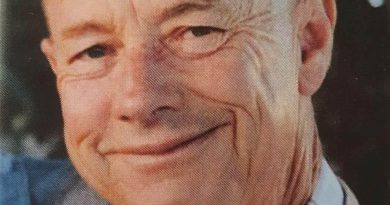 Anthony Bruce LAUER, Tony LAUER