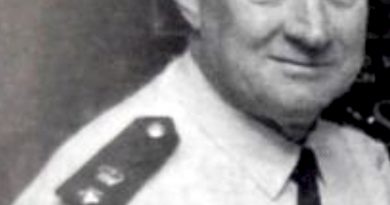 David Charles SANDERSON, Charlie SANDERSON