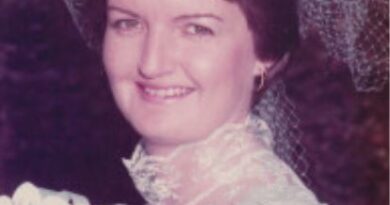 Carolyn Anne CHESHER, Carol CHESHER,