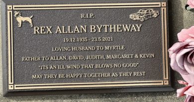 R.I.P. REX ALLAN BYTHEWAY 19.12.1935 - 23.5 2021 Loving Husband to Myrtle, Father to Allan, David, Judith, Margaret & Kevin. " Its an ill wind that blows no good " May they be happy together as they rest.