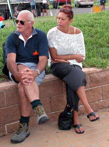 SATURDAY 5 MARCH 2005<br />LAKE ILLAWARRA, OAK FLATS.<br /> DRAGON BOAT RACING WITH WOLLONGONG POLICE &amp; ILLAWARRA POLICE.<br /> FORMER S/C EOIN PETERS AND A WORK COLLEGE, CANDY, WATCHING THE DRAGON BOAT RACES.
